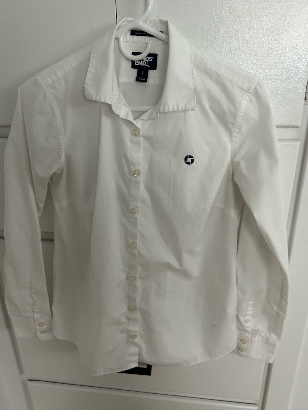 Chase Apparel Lands’ End button up white cotton shirt size small